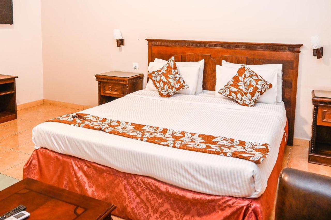 Celine Furnished Apartments Jeddah Exterior photo