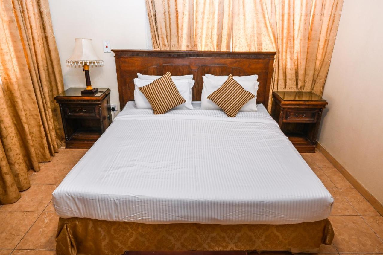 Celine Furnished Apartments Jeddah Exterior photo